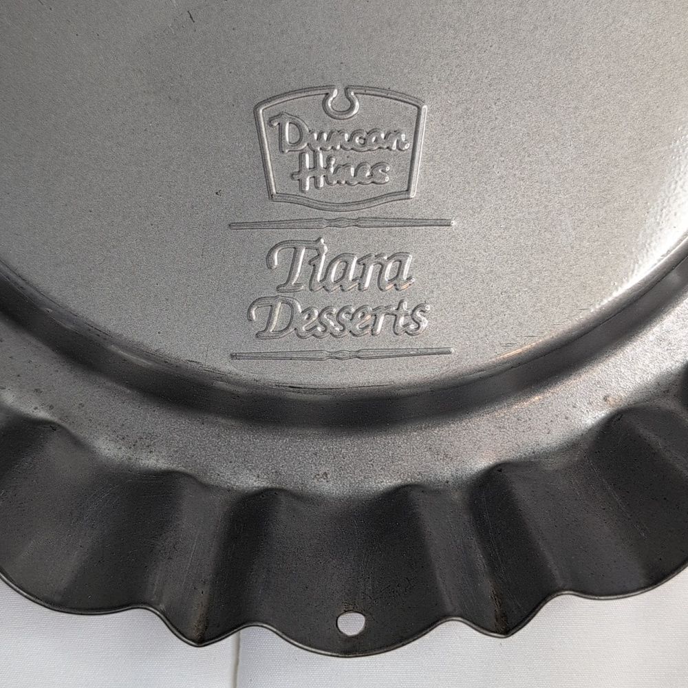 Ekco Baker's Secret Duncan Hines Tiara Desserts Tart Pie Cake Plate - Picture 4 of 4